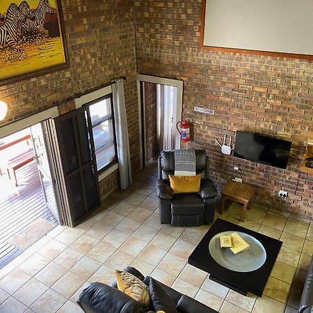 Nghala Self-Catering Holiday Home 玛洛斯帕克 外观 照片